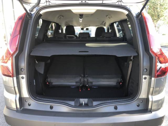 Dacia Jogger image 1
