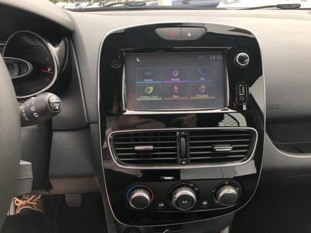 Renault Clio image 2