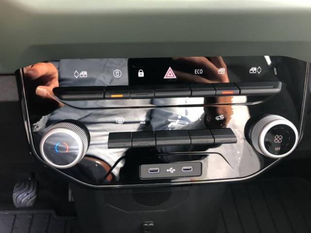 Dacia Spring image 7