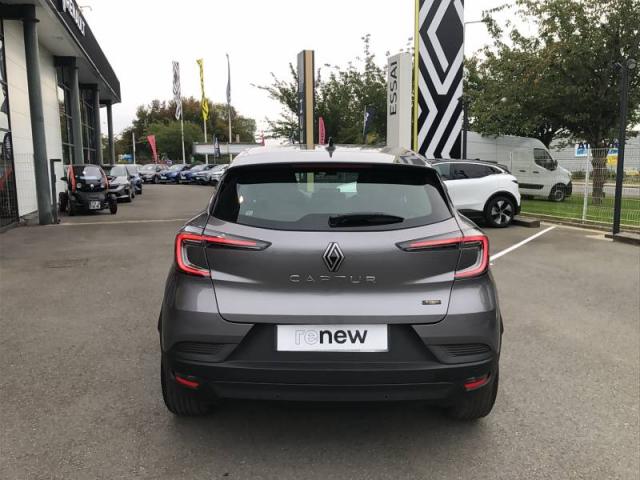 Renault Captur image 2