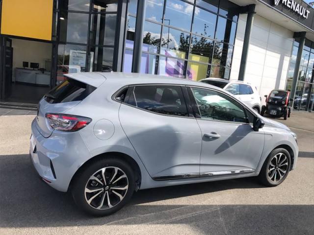 Renault Clio image 8