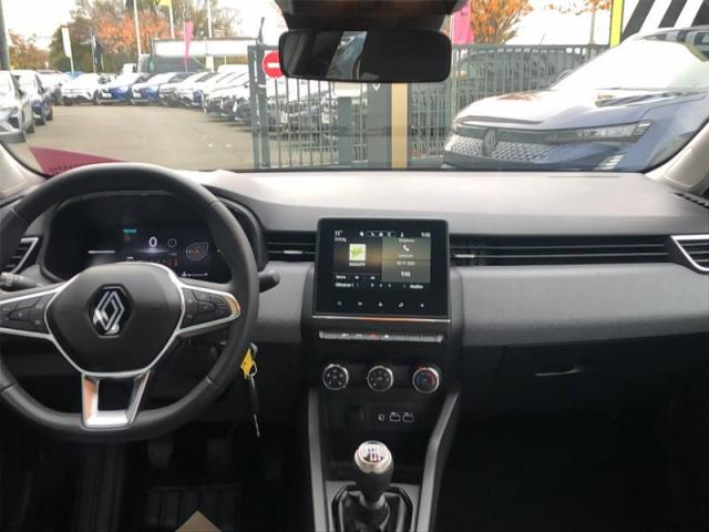 Renault Clio image 8