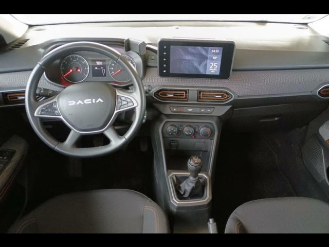 Dacia Sandero image 4