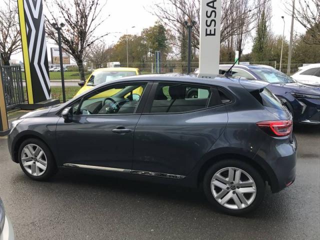 Renault Clio image 9