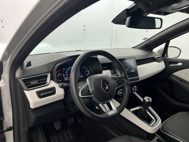 Renault Clio image 1