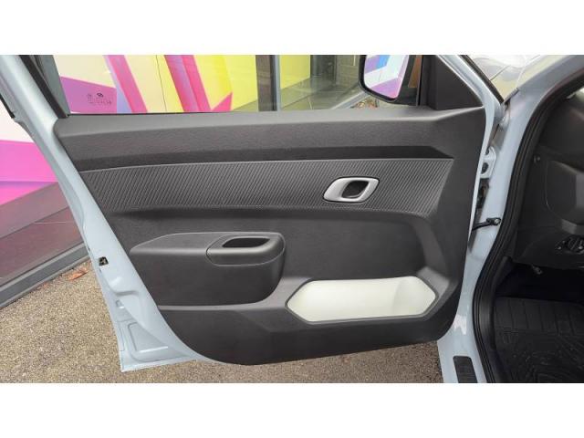 Dacia Spring image 1