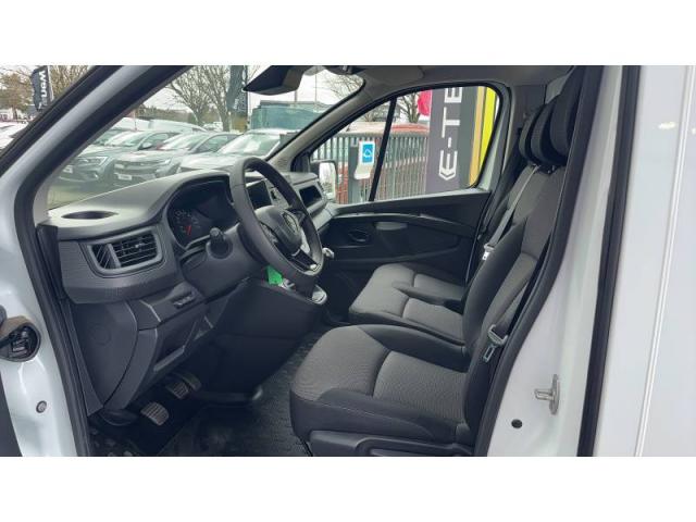 Renault Trafic image 5