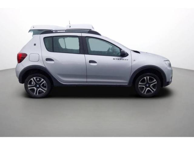 Dacia Sandero image 1