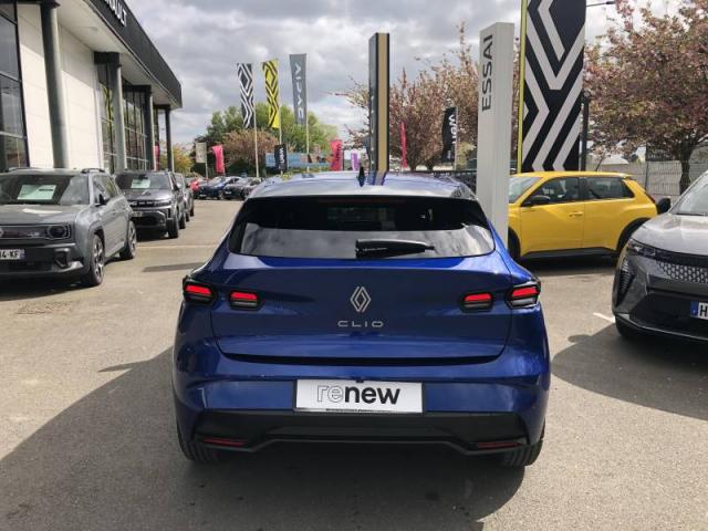 Renault Clio image 6