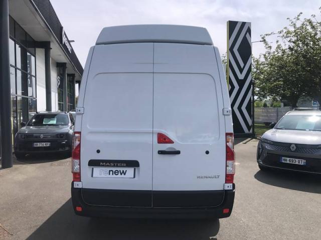 Renault Master image 1