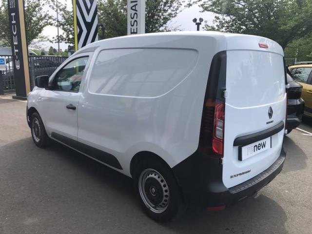 Renault Express Van image 4