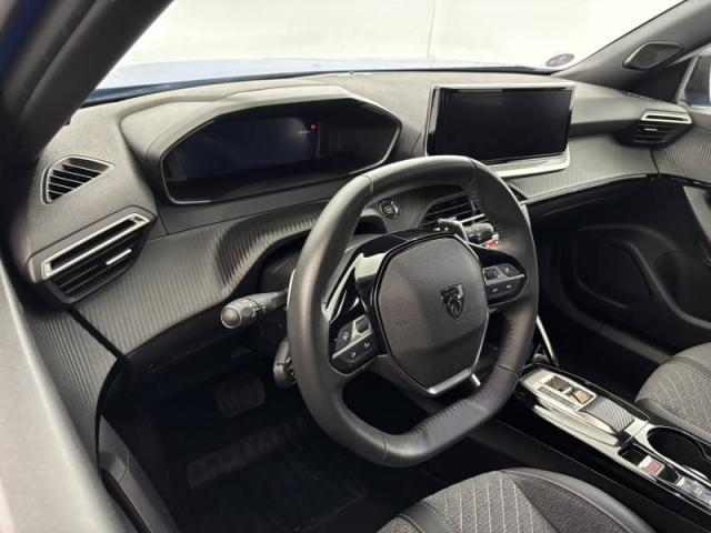 Peugeot 2008 image 1