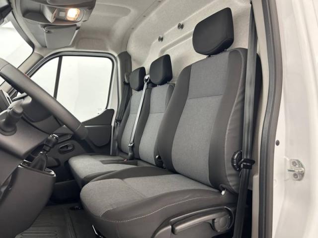 Renault Master image 6