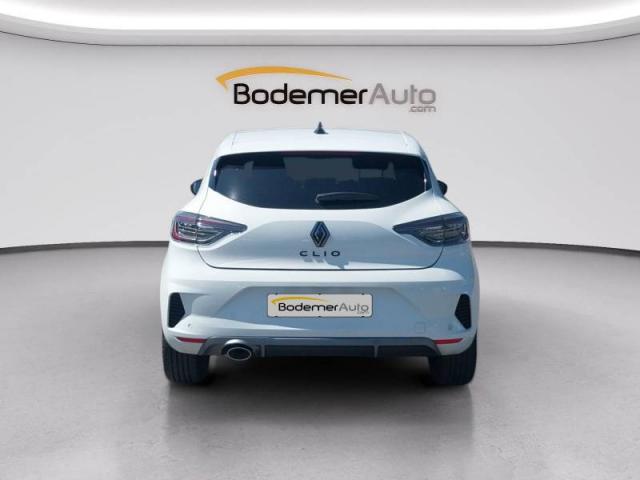 Renault Clio image 1