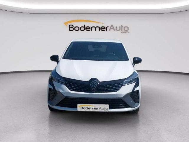Renault Clio image 9