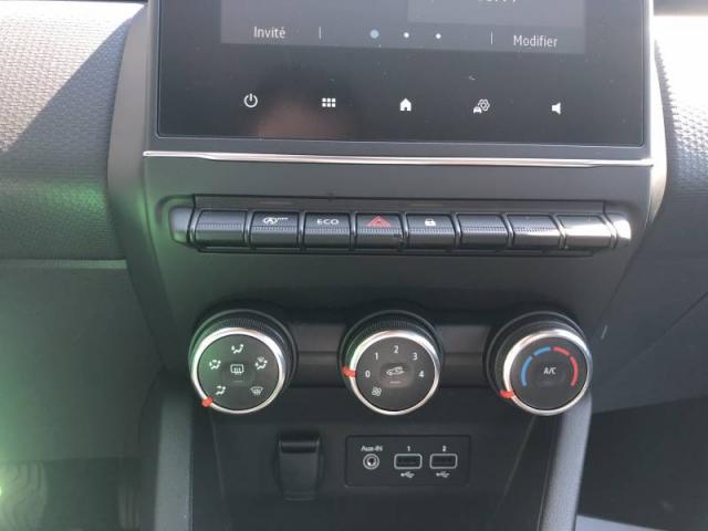 Renault Clio image 7