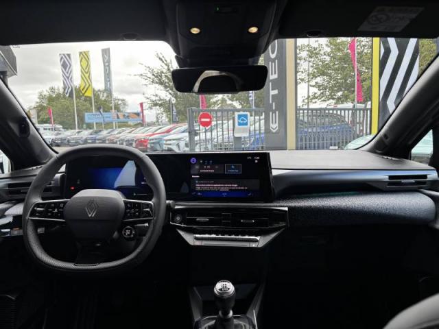 Renault Clio image 9