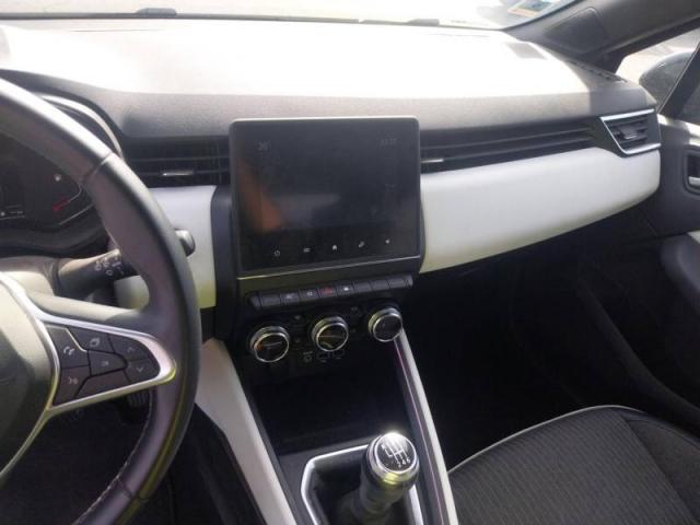 Renault Clio image 8