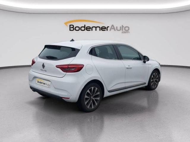 Renault Clio image 8