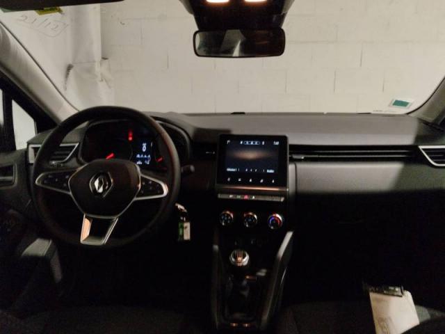 Renault Clio image 2