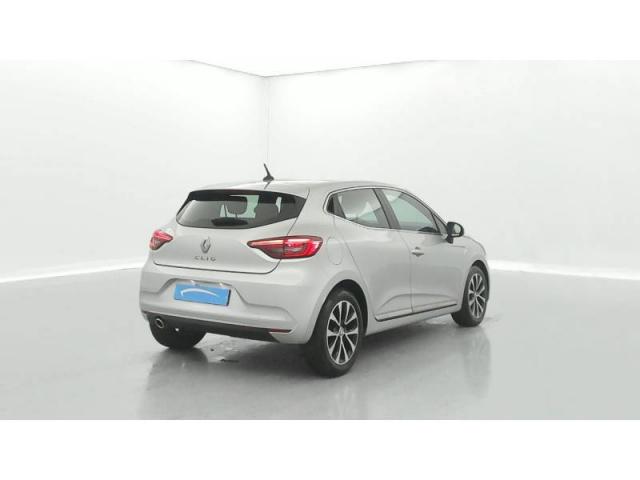 Clio image 5