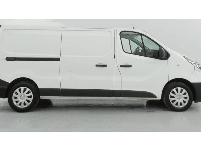Renault Trafic image 7