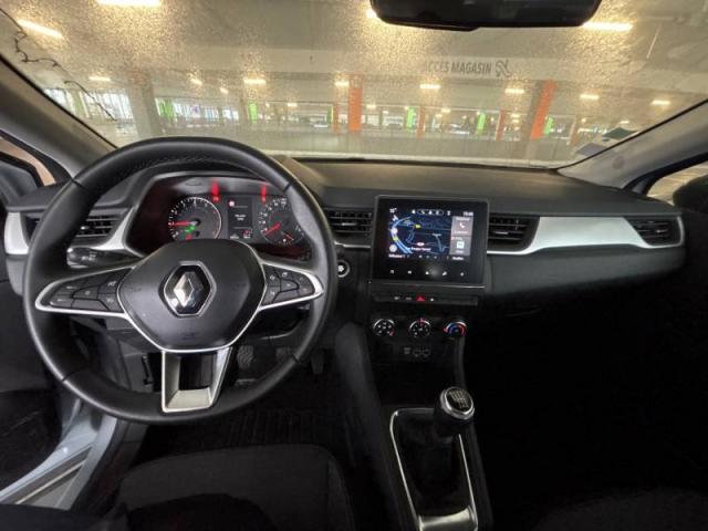 Renault Captur image 8