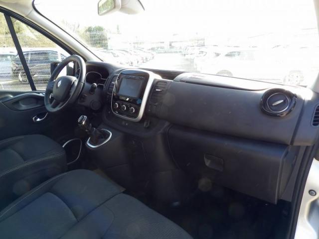 Renault Trafic image 1