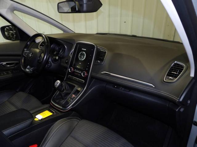 Renault Scénic image 2