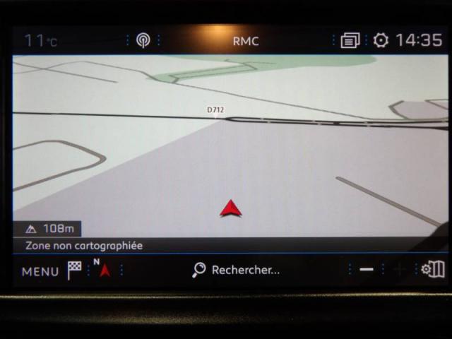 Peugeot 2008 image 2