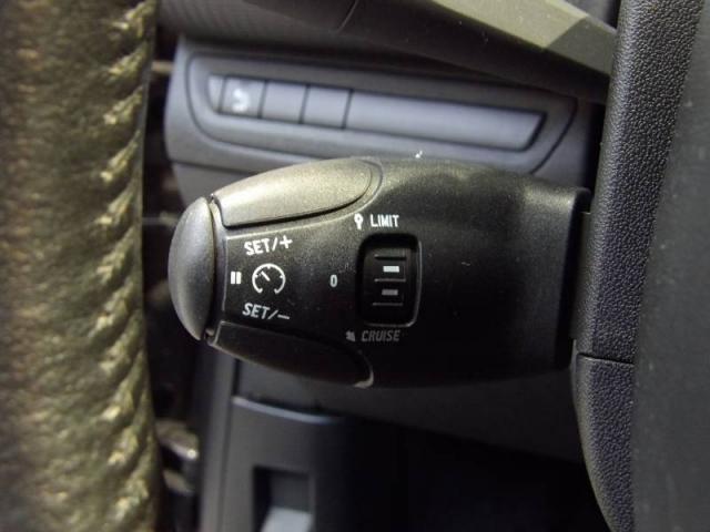 Peugeot 2008 image 5