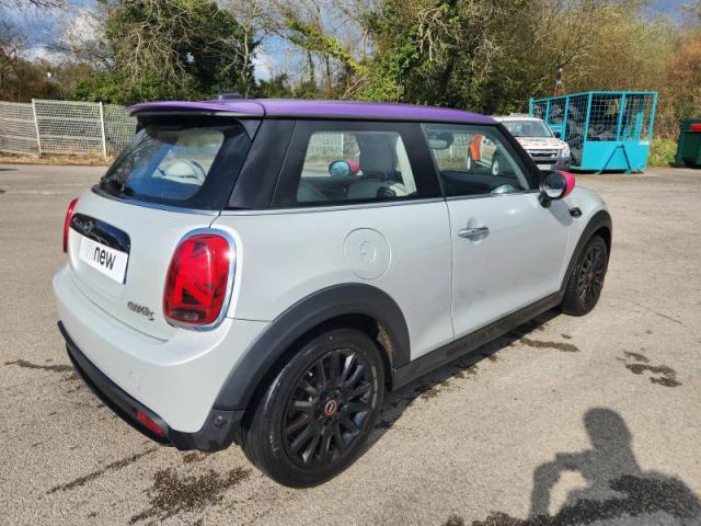 Mini Mini image 9