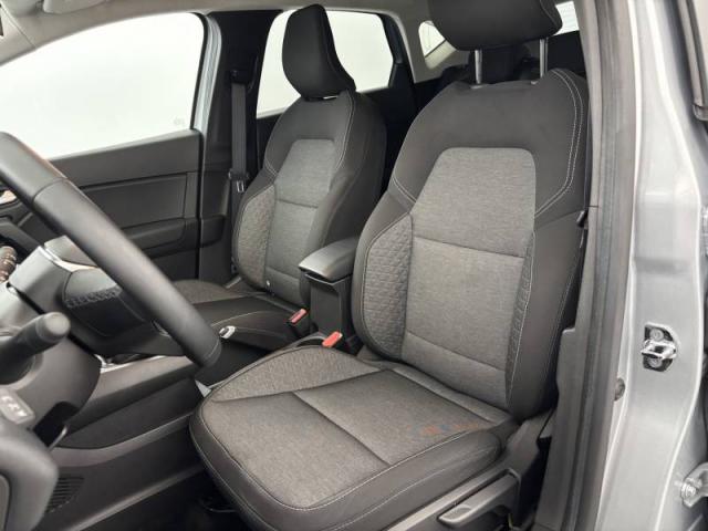 Renault Captur image 2