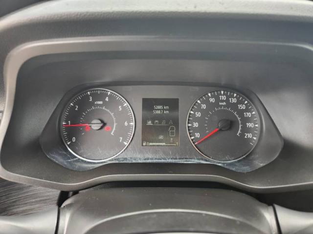 Renault Trafic image 2