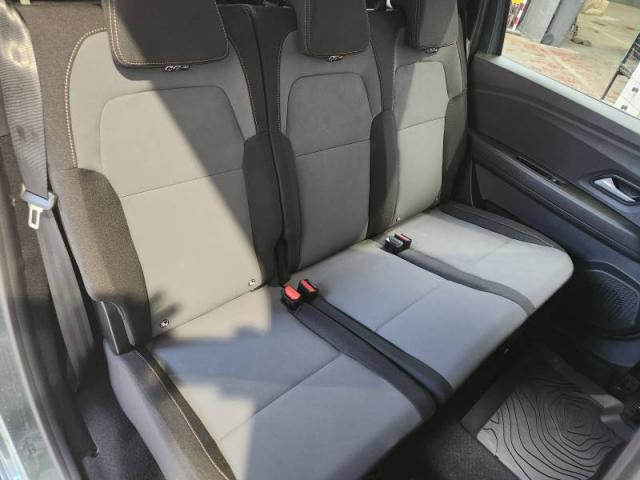 Dacia Jogger image 8