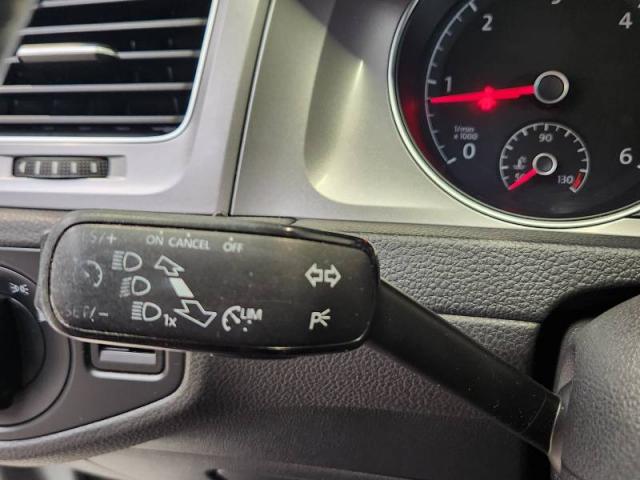 Volkswagen Golf image 1