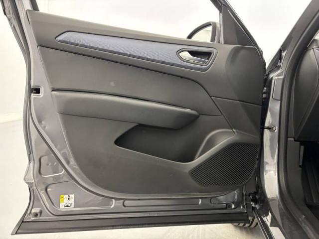 Renault Arkana image 8