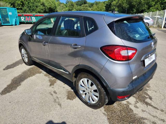 Renault Captur image 2