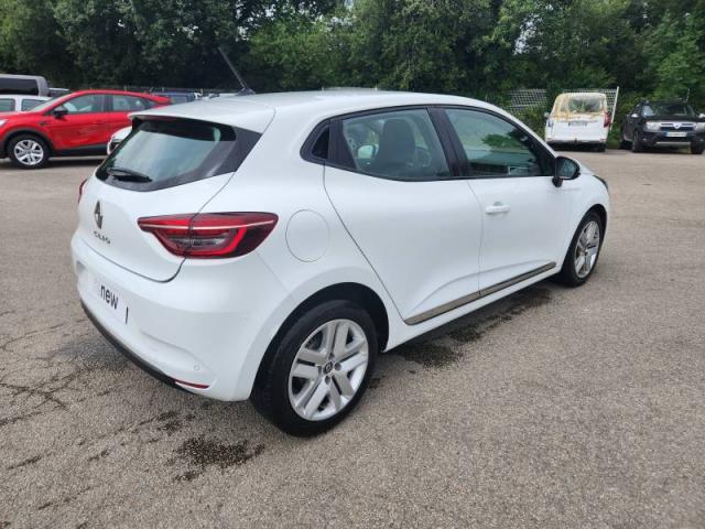 Renault Clio image 1