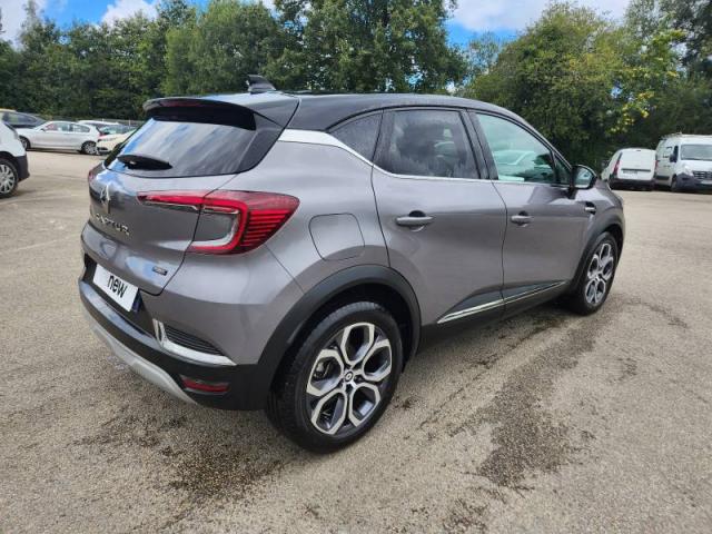 Renault Captur image 2