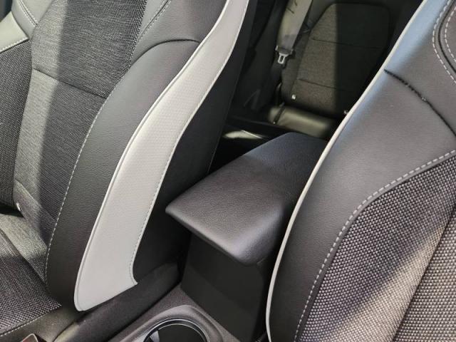 Renault Captur image 2