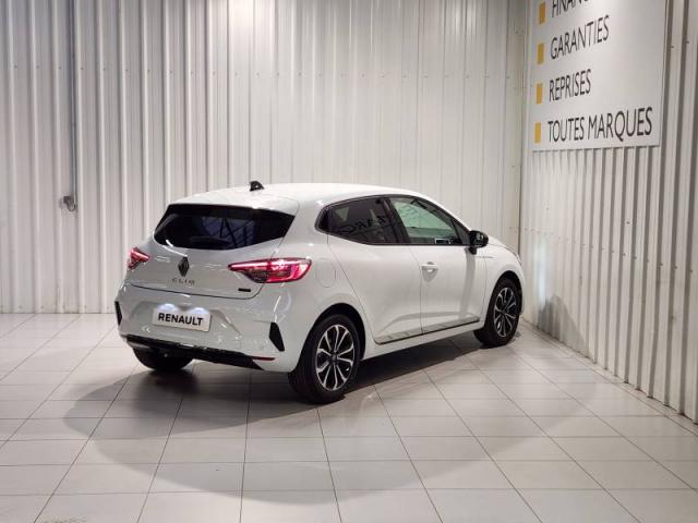 Renault Clio image 1