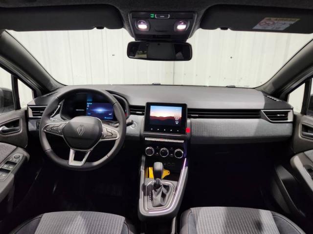 Renault Clio image 2