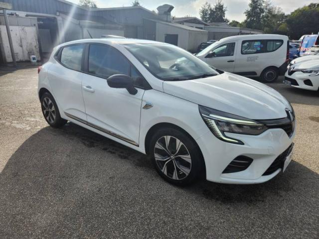 Renault Clio image 3