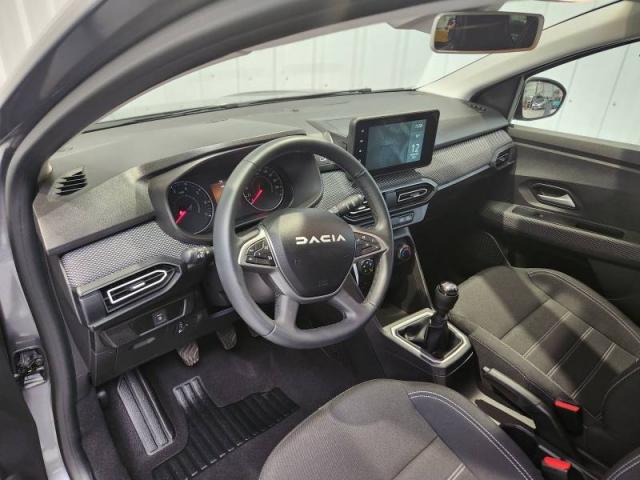 Dacia Jogger image 1