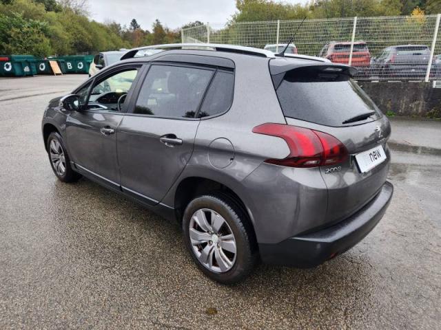 Peugeot 2008 image 8