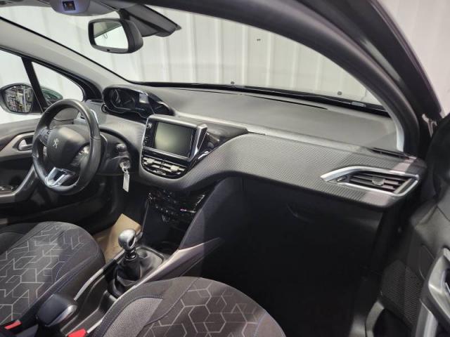 Peugeot 2008 image 5