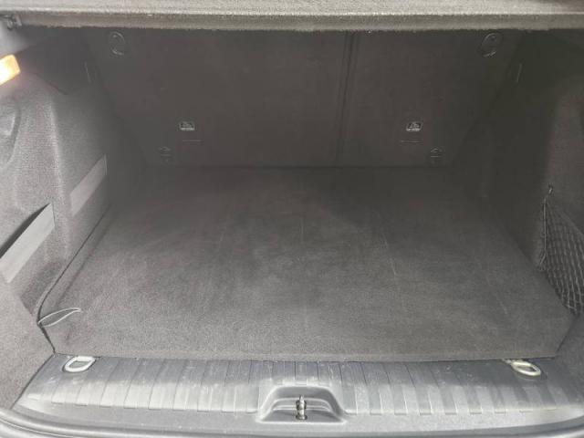 Peugeot 2008 image 2