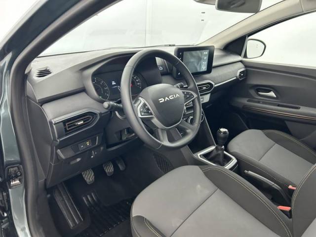 Dacia Sandero image 1