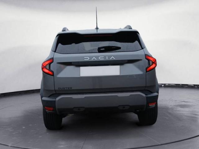 Dacia Duster image 1